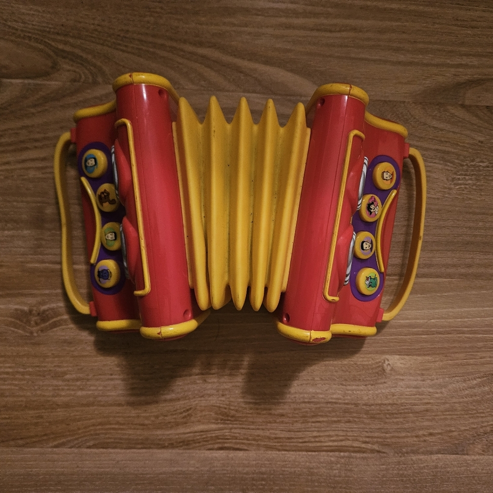 The Wiggles Musical Singing Play Accordion - Picture 7 of 7